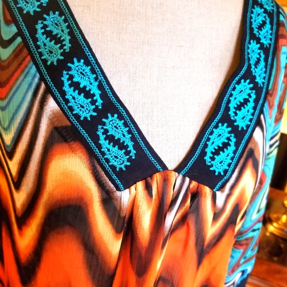 Beach Cover Up - Picture 4 of 4